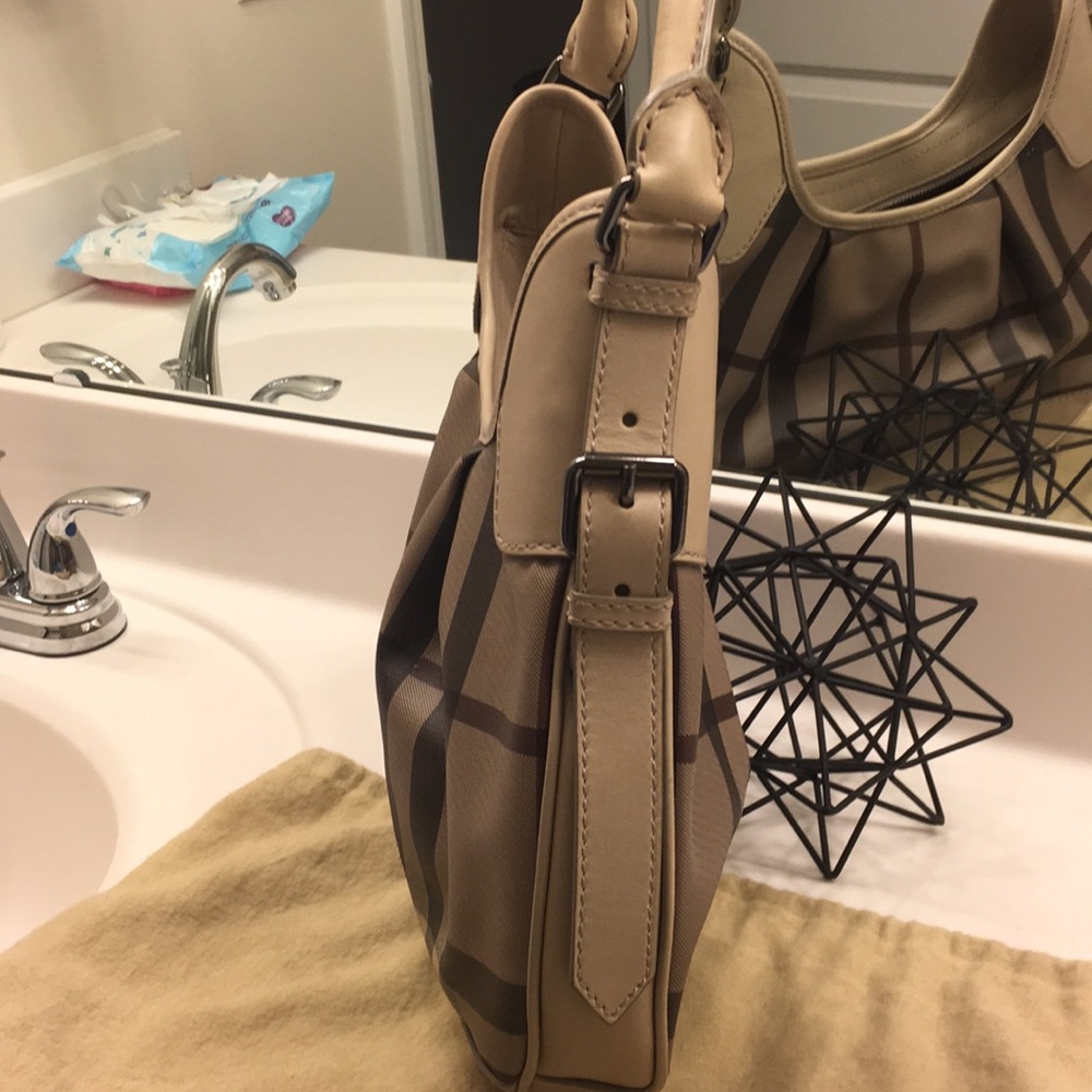 Hand bag - Picture 3 of 8